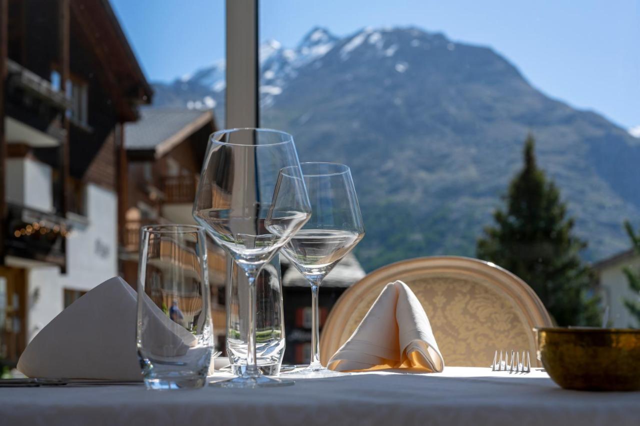 Wellnesshotel Schweizerhof Saas-Fee Bagian luar foto
