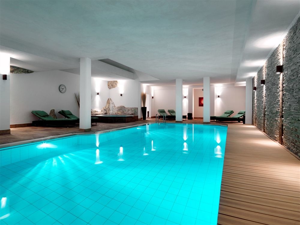 Wellnesshotel Schweizerhof Saas-Fee Bagian luar foto